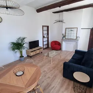  Appartement En Plein Coeur De - 55 M2 Renoves - Avec Parking