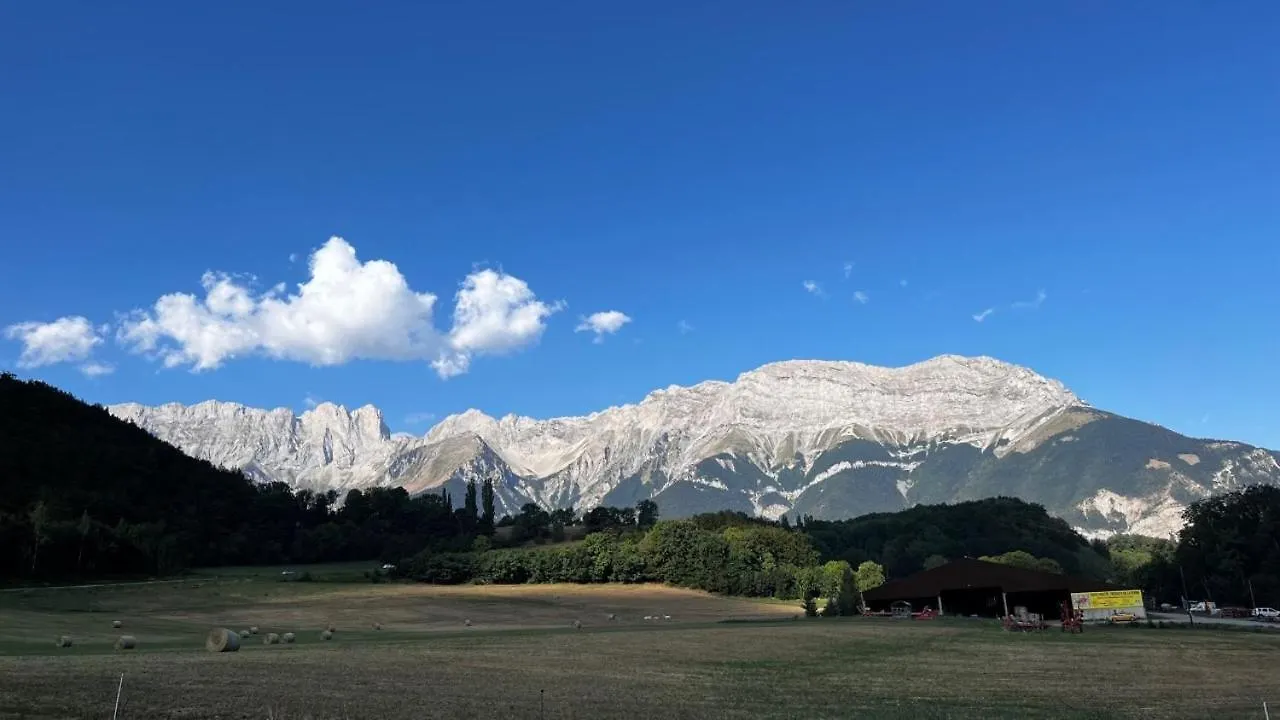 Superbe Appartement Aubessagne